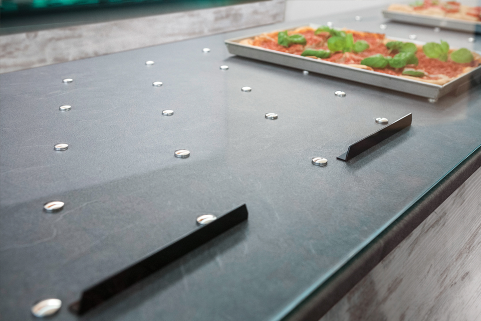 BKRitaly-food-retail-solutions-banco-pizza-kit-battiteglie